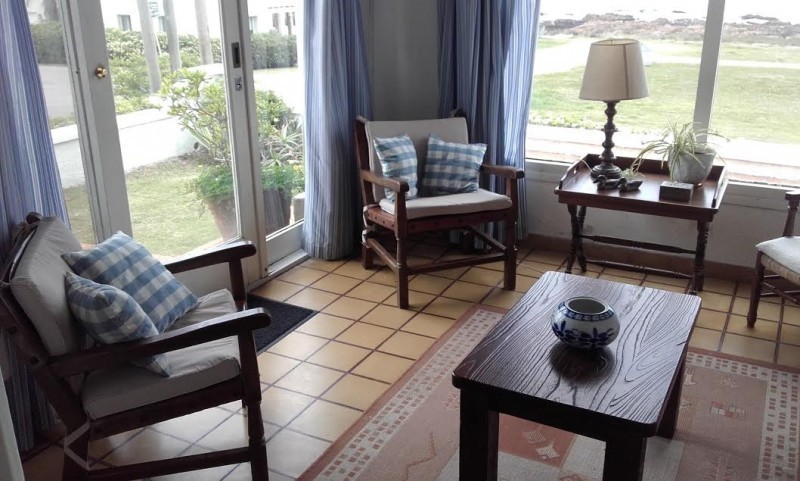 rancho antiguo en alquiler frente al mar